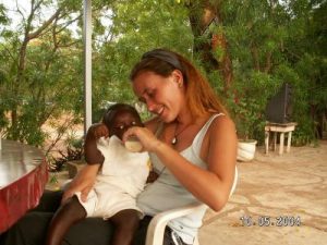 Via Ontmoet Afrika kun je voorlichting geven in afrika op het gebied van bijv opvoeding, begeleiding van gehandicapte kinderen, voeding, gezondheid, malaria, seksualiteit, enz. Via Ontmoet Afrika kun je voorlichting geven in afrika op het gebied van bijv opvoeding, begeleiding van gehandicapte kinderen, voeding, gezondheid, malaria, seksualiteit, enz.