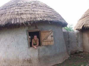 Goedkoop vrijwilligerswerk afrika; door het wonen bij een gastgezin zijn de kosten voor vrijwilligerswerk via Ontmoet Afrika laag! Goedkoop vrijwilligerswerk afrika; door het wonen bij een gastgezin zijn de kosten voor vrijwilligerswerk via Ontmoet Afrika laag!